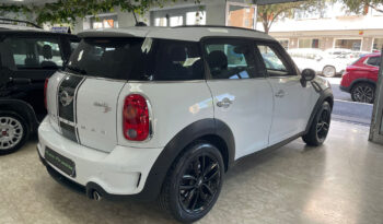 Mini Cooper SD Countryman pieno