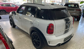 Mini Cooper SD Countryman pieno