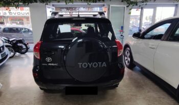 Toyota RAV4 2.2 D-4D 177 CV Luxury pieno