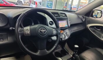 Toyota RAV4 2.2 D-4D 177 CV Luxury pieno