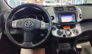 Toyota RAV4 2.2 D-4D 177 CV Luxury pieno