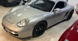 Porsche Cayman 2.7