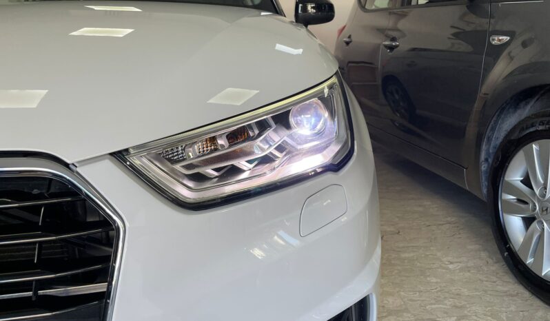 AUDI A1 SPB 1.0 TFSI ultra S-Line pieno